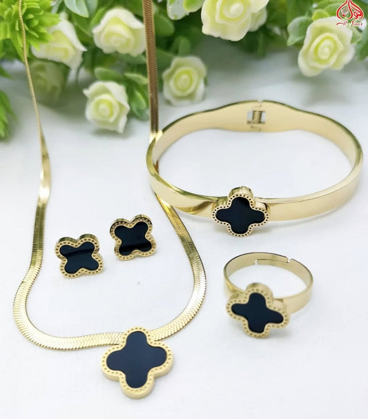 Elegant Gold and Black Clover Jewelry Set